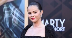 Celana Jeans Baggy Gadis Keren Selena Gomez Ternyata Masih Tersedia
| beritakitanih Celana Jeans Baggy Gadis Keren Selena Gomez Ternyata Masih Tersedia
| beritakitanih