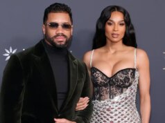 Ciara Kenang Russell Wilson Bertanya Tentang Bayi No. 5 Setelah Dia Melahirkan
| beritakitanih Ciara Kenang Russell Wilson Bertanya Tentang Bayi No. 5 Setelah Dia Melahirkan
| beritakitanih