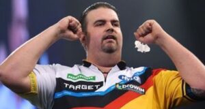 Clemens selamat dari comeback Woodhouse untuk memenangkan gelar PDC pertama
| beritakitanih Clemens selamat dari comeback Woodhouse untuk memenangkan gelar PDC pertama
| beritakitanih
