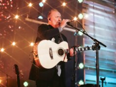 Colin Hay Menceritakan Bagaimana Fast Fame Men at Work ‘Berubah Menjadi Episode’ Survivor ”
| beritakitanih Colin Hay Menceritakan Bagaimana Fast Fame Men at Work 'Berubah Menjadi Episode' Survivor ''
| beritakitanih
