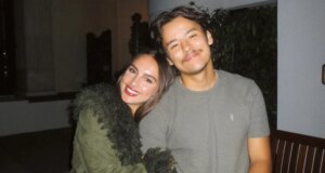Collin Gosselin Terikat Dengan Putri Kyle Richards Di Tengah Drama Dengan Ibunya
| beritakitanih Collin Gosselin Terikat Dengan Putri Kyle Richards Di Tengah Drama Dengan Ibunya
| beritakitanih