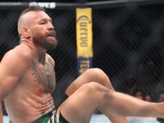 Conor McGregor Kalah dalam Pertarungan Comeback UFC dalam 69 Detik: ‘Sangat Menyedihkan’
| beritakitanih Conor McGregor Kalah dalam Pertarungan Comeback UFC dalam 69 Detik: 'Sangat Menyedihkan'
| beritakitanih
