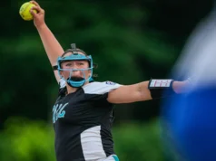 Cranston Western mengalahkan Middletown, menuju kejuaraan softball negara bagian
| beritakitanih Cranston Western mengalahkan Middletown, menuju kejuaraan softball negara bagian
| beritakitanih