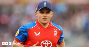 Curran menginginkan kesempatan untuk menggantikan Stokes di tim Tes
| beritakitanih Curran menginginkan kesempatan untuk menggantikan Stokes di tim Tes
| beritakitanih