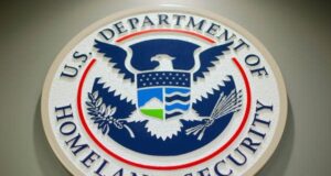 DHS mendeportasi pria Minnesota meskipun telah diampuni
| beritakitanih DHS mendeportasi pria Minnesota meskipun telah diampuni
| beritakitanih