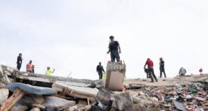 Dampak gempa bumi di Venezuela berubah menjadi politis ketika pemimpin oposisi berupaya kembali
| beritakitanih Dampak gempa bumi di Venezuela berubah menjadi politis ketika pemimpin oposisi berupaya kembali
| beritakitanih