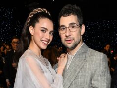 Di Dalam Kisah Romantis Jack Antonoff & Margaret Qualley Sebelum Mereka Putus
| beritakitanih Di Dalam Kisah Romantis Jack Antonoff & Margaret Qualley Sebelum Mereka Putus
| beritakitanih