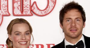 Di dalam Kisah Cinta Epik Margot Robbie dan Suami Tom Ackerley
| beritakitanih Di dalam Kisah Cinta Epik Margot Robbie dan Suami Tom Ackerley
| beritakitanih