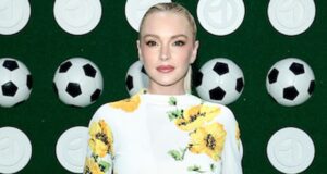 Di dalam Pesta Ulang Tahun Intim ke-40 Lindsay Lohan
| beritakitanih Di dalam Pesta Ulang Tahun Intim ke-40 Lindsay Lohan
| beritakitanih