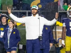 Dimana kelas ’27 Notre Dame berada di peringkat setelah bintang 4 Roman Igwebuike verbal
| beritakitanih Dimana kelas '27 Notre Dame berada di peringkat setelah bintang 4 Roman Igwebuike verbal
| beritakitanih