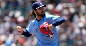 Dylan Cease dari Blue Jays tidak membawa pemukul ke posisi kesembilan vs. Giants, tidak mencapai larangan pertama di Toronto sejak tahun 1990
| beritakitanih Dylan Cease dari Blue Jays tidak membawa pemukul ke posisi kesembilan vs. Giants, tidak mencapai larangan pertama di Toronto sejak tahun 1990
| beritakitanih