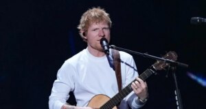 Ed Sheeran Kunjungi Kamp Tim Inggris di Tengah Piala Dunia 2026: ‘Siapapun Bisa Menang, Dan Saya Pikir Itu Adalah Kami’
| beritakitanih Ed Sheeran Kunjungi Kamp Tim Inggris di Tengah Piala Dunia 2026: 'Siapapun Bisa Menang, Dan Saya Pikir Itu Adalah Kami'
| beritakitanih