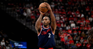 Era Kawhi Leonard yang aneh dan gagal bersama Clippers berakhir dengan perdagangan Raptors karena penyelidikan NBA masih terus berlanjut
| beritakitanih Era Kawhi Leonard yang aneh dan gagal bersama Clippers berakhir dengan perdagangan Raptors karena penyelidikan NBA masih terus berlanjut
| beritakitanih