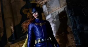 Film Batgirl DC yang Dibatalkan Ditujukan Oleh Bintang 4 Tahun Kemudian: “Ini Aneh”
| beritakitanih Film Batgirl DC yang Dibatalkan Ditujukan Oleh Bintang 4 Tahun Kemudian: “Ini Aneh”
| beritakitanih