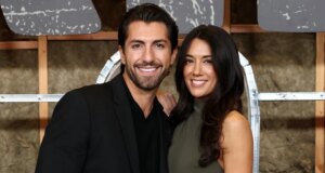 Garis Waktu Hubungan Jason Tartick dan Kathryn Hurley dari Bachelor Nation
| beritakitanih Garis Waktu Hubungan Jason Tartick dan Kathryn Hurley dari Bachelor Nation
| beritakitanih