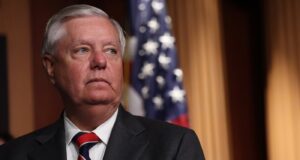 Gubernur Carolina Selatan menunjuk saudara perempuan Lindsey Graham untuk menjalani masa jabatannya
| beritakitanih Gubernur Carolina Selatan menunjuk saudara perempuan Lindsey Graham untuk menjalani masa jabatannya
| beritakitanih