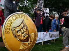 Hampir Satu Juta Investor Kehilangan Total $3.8 Miliar pada Trump Crypto Coin
| beritakitanih Hampir Satu Juta Investor Kehilangan Total $3.8 Miliar pada Trump Crypto Coin
| beritakitanih