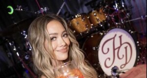 Hilary Duff Mengatakan Mahjong Adalah Obsesi Terbarunya: ‘Hanya Itu Yang Saya Pikirkan’
| beritakitanih Hilary Duff Mengatakan Mahjong Adalah Obsesi Terbarunya: 'Hanya Itu Yang Saya Pikirkan'
| beritakitanih