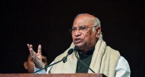 Iran mengundang presiden Kongres Kharge, mantan EAM Salman Khurshid, Pawan Khera untuk pemakaman Khamenei
| beritakitanih Iran mengundang presiden Kongres Kharge, mantan EAM Salman Khurshid, Pawan Khera untuk pemakaman Khamenei
| beritakitanih
