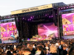 JENNIE menampilkan lagu-lagu baru yang belum pernah dirilis selama headline set Open’er Festival 2026
| beritakitanih JENNIE menampilkan lagu-lagu baru yang belum pernah dirilis selama headline set Open'er Festival 2026
| beritakitanih