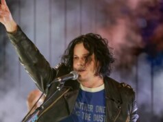 Jack White Mengundang Kuil Kembar Band ‘Setan’ untuk Dibuka untuknya
| beritakitanih Jack White Mengundang Kuil Kembar Band 'Setan' untuk Dibuka untuknya
| beritakitanih