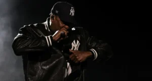 Jay-Z Merayakan Hari Jadi ke-25 ‘The Blueprint’ Bersama Eminem, Pharrell Williams, dan Slick Rick di Yankee Stadium
| beritakitanih Jay-Z Merayakan Hari Jadi ke-25 'The Blueprint' Bersama Eminem, Pharrell Williams, dan Slick Rick di Yankee Stadium
| beritakitanih