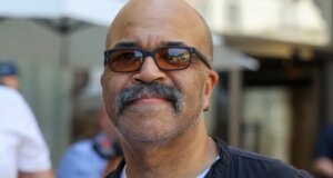 Jeffrey Wright Mengatakan Menjadi Kulit Hitam Adalah ‘Istilah Politik’, Berbicara Tentang Pelecehan Rasis Terhadap Kylian Mbappé: ‘Mereka Berpikir Mereka Dapat Mengurangi Betapa Kuatnya Dia Dengan Kebodohan Mereka’
| beritakitanih Jeffrey Wright Mengatakan Menjadi Kulit Hitam Adalah 'Istilah Politik', Berbicara Tentang Pelecehan Rasis Terhadap Kylian Mbappé: 'Mereka Berpikir Mereka Dapat Mengurangi Betapa Kuatnya Dia Dengan Kebodohan Mereka'
| beritakitanih
