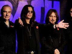 Jika Anda Melihat Bill Ward Black Sabbath di Kursi Roda, Anda Harus Tersenyum padanya: ‘Saya Baik-Baik Saja’
| beritakitanih Jika Anda Melihat Bill Ward Black Sabbath di Kursi Roda, Anda Harus Tersenyum padanya: 'Saya Baik-Baik Saja'
| beritakitanih