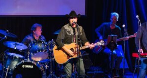 John Rich dari Big & Rich Disumpah sebagai Utusan Khusus USDA untuk Pemilik Tanah Amerika: ‘Ayo Mulai Bekerja’
| beritakitanih John Rich dari Big & Rich Disumpah sebagai Utusan Khusus USDA untuk Pemilik Tanah Amerika: 'Ayo Mulai Bekerja'
| beritakitanih