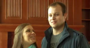 Josh Duggar Dipindahkan ke Penjara ke-5 dalam 5 Tahun Setelah Hukuman Porno Anak
| beritakitanih Josh Duggar Dipindahkan ke Penjara ke-5 dalam 5 Tahun Setelah Hukuman Porno Anak
| beritakitanih