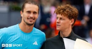 Juara Sinner mewaspadai Zverev sebelum final Wimbledon
| beritakitanih Juara Sinner mewaspadai Zverev sebelum final Wimbledon
| beritakitanih