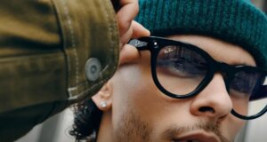 Kacamata Meta & Ray-Ban meluncurkan pembaruan wajib yang menonaktifkan kamera saat lampu privasi rusak
| beritakitanih Kacamata Meta & Ray-Ban meluncurkan pembaruan wajib yang menonaktifkan kamera saat lampu privasi rusak
| beritakitanih