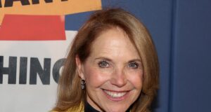 Katie Couric Didiagnosis Mengidap Amnesia Setelah Insiden “Aneh”.
| beritakitanih Katie Couric Didiagnosis Mengidap Amnesia Setelah Insiden "Aneh".
| beritakitanih