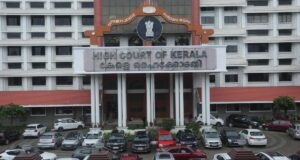 Kerala HC mengarahkan CorroHealth, karyawan, dan pemerintah negara bagian untuk mengupayakan perdamaian
| beritakitanih Kerala HC mengarahkan CorroHealth, karyawan, dan pemerintah negara bagian untuk mengupayakan perdamaian
| beritakitanih