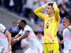 Kiper Tim AS Matt Freese Memecah Keheningan Setelah Kegagalan Piala Dunia yang Mengejutkan
| beritakitanih Kiper Tim AS Matt Freese Memecah Keheningan Setelah Kegagalan Piala Dunia yang Mengejutkan
| beritakitanih