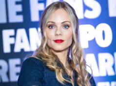 Laura Vandervoort dari Smallville Berbagi Keguguran yang “Membuat Trauma”.
| beritakitanih Laura Vandervoort dari Smallville Berbagi Keguguran yang “Membuat Trauma”.
| beritakitanih