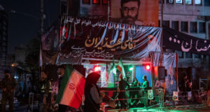 Lelah karena Perang Iran, Teheran Berubah untuk Pemakaman Khamenei
| beritakitanih Lelah karena Perang Iran, Teheran Berubah untuk Pemakaman Khamenei
| beritakitanih