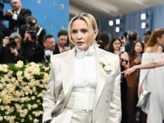 Madonna dan Putri Lola Leon Diskusikan Kolaborasi ‘Confessions II’ ‘The Test’: ‘Momen yang Sangat Ajaib’
| beritakitanih Madonna dan Putri Lola Leon Diskusikan Kolaborasi 'Confessions II' 'The Test': 'Momen yang Sangat Ajaib'
| beritakitanih