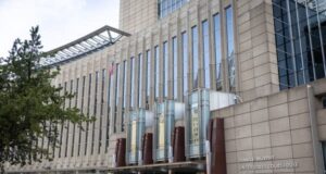 Mantan agen HSI mendapat hukuman 7 tahun karena foto pelecehan seksual terhadap anak
| beritakitanih Mantan agen HSI mendapat hukuman 7 tahun karena foto pelecehan seksual terhadap anak
| beritakitanih