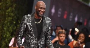 Mantan bintang NBA Lamar Odom diperkirakan akan mengajukan kesepakatan pembelaan dalam kasus DUI Las Vegas
| beritakitanih Mantan bintang NBA Lamar Odom diperkirakan akan mengajukan kesepakatan pembelaan dalam kasus DUI Las Vegas
| beritakitanih