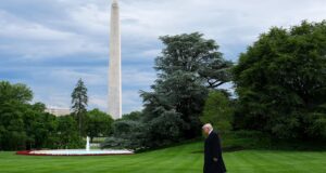Mantan pengacara etika mengatakan kripto Trump menimbulkan ‘konflik kepentingan yang jelas’
| beritakitanih Mantan pengacara etika mengatakan kripto Trump menimbulkan 'konflik kepentingan yang jelas'
| beritakitanih