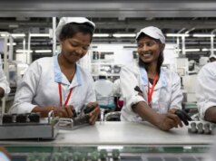 Manufaktur iPhone di India mendapat kenaikan tarif
| beritakitanih Manufaktur iPhone di India mendapat kenaikan tarif
| beritakitanih