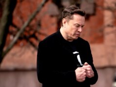 Meskipun ‘waspada’, hakim menyetujui penyelesaian SEC senilai $1,5 juta dari Elon Musk
| beritakitanih Meskipun 'waspada', hakim menyetujui penyelesaian SEC senilai $1,5 juta dari Elon Musk
| beritakitanih