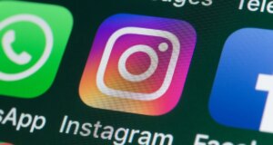Meta Sekarang Memungkinkan Siapapun Menghasilkan Gambar AI Dengan Postingan Instagram Anda, tetapi Anda Dapat Menghentikannya
| beritakitanih Meta Sekarang Memungkinkan Siapapun Menghasilkan Gambar AI Dengan Postingan Instagram Anda, tetapi Anda Dapat Menghentikannya
| beritakitanih