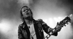Mick Jones dari Asing Membuat Kesepakatan Katalog Dengan Gelombang Primer
| beritakitanih Mick Jones dari Asing Membuat Kesepakatan Katalog Dengan Gelombang Primer
| beritakitanih