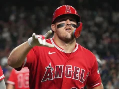 Mike Trout berharap bisa kembali dari cedera untuk Angels minggu depan menjelang Philly All-Star Game
| beritakitanih Mike Trout berharap bisa kembali dari cedera untuk Angels minggu depan menjelang Philly All-Star Game
| beritakitanih