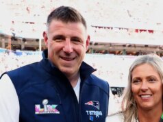 Mike Vrabel dan Istri Jen Menghadiri Pernikahan Bersama Taylor Swift, Travis Kelce
| beritakitanih Mike Vrabel dan Istri Jen Menghadiri Pernikahan Bersama Taylor Swift, Travis Kelce
| beritakitanih