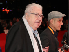 Moritz de Hadeln, Sutradara Swiss yang Dikenal sebagai “Tuan Festival Film”, Meninggal pada usia 85 tahun
| beritakitanih Moritz de Hadeln, Sutradara Swiss yang Dikenal sebagai "Tuan Festival Film", Meninggal pada usia 85 tahun
| beritakitanih