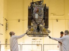 NASA meluncurkan misi darurat untuk menghentikan Swift Observatory agar tidak jatuh ke Bumi
| beritakitanih NASA meluncurkan misi darurat untuk menghentikan Swift Observatory agar tidak jatuh ke Bumi
| beritakitanih