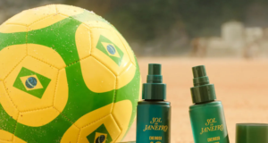 Para Pria Akhirnya Memiliki Aroma Sol de Janeiro Sendiri
| beritakitanih Para Pria Akhirnya Memiliki Aroma Sol de Janeiro Sendiri
| beritakitanih